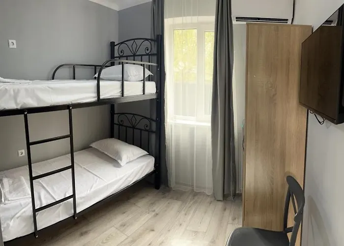 Apart-Hotel Tobayakova 25 Apartment 109