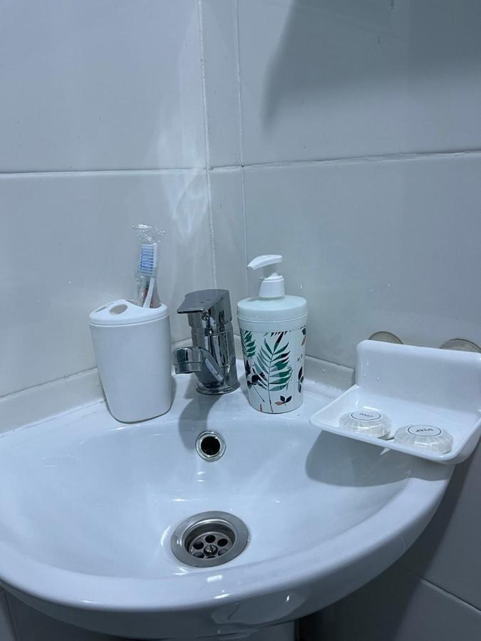 Tobayakova 25 109 *